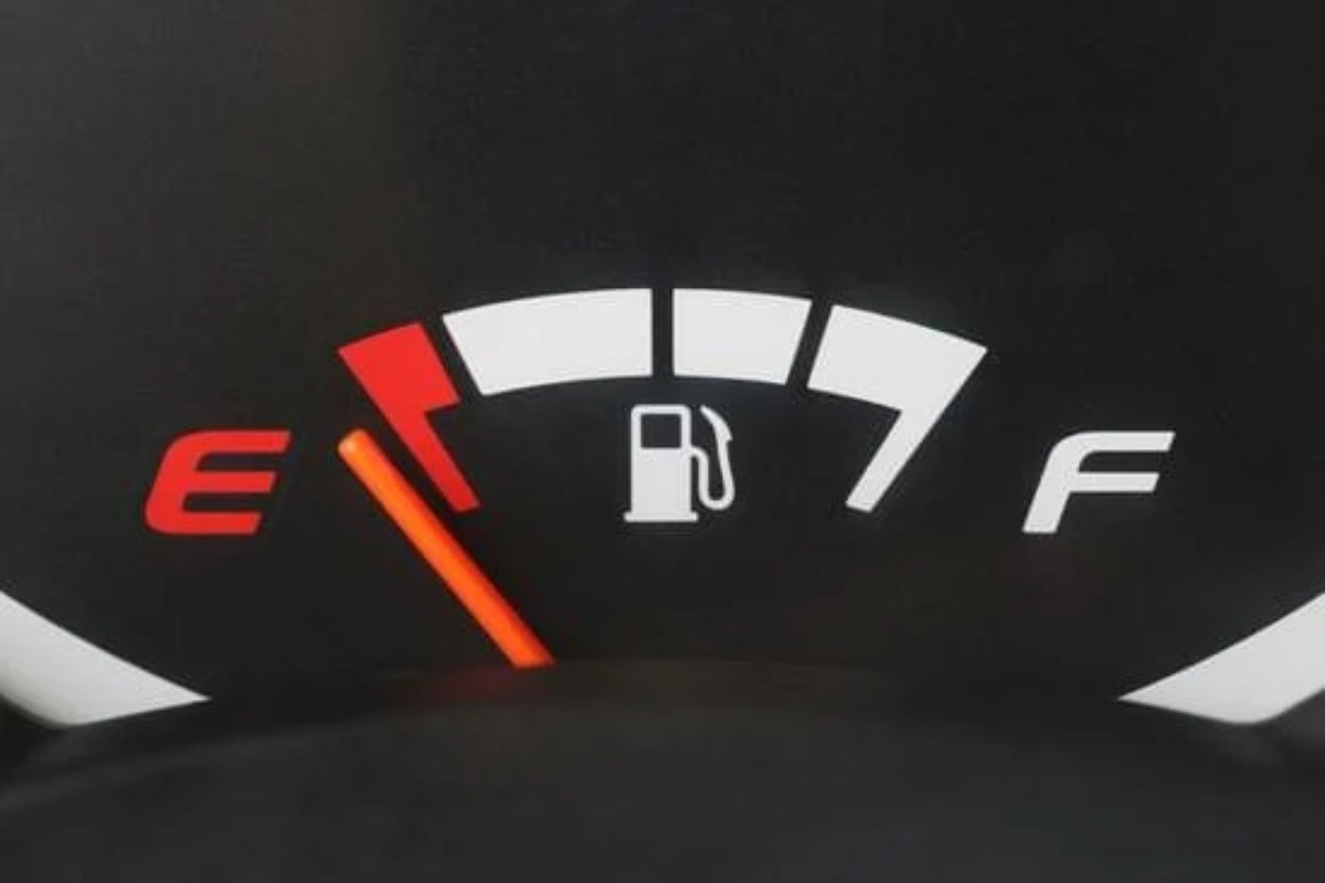 Low fuel pressure causing engine misfire and rough idling in a car in the USA